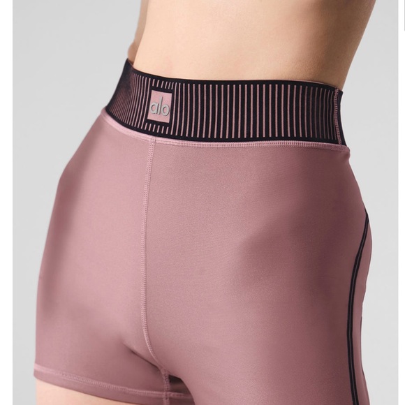ALO Yoga Mauve Athletic Shorts - Picture 1 of 10